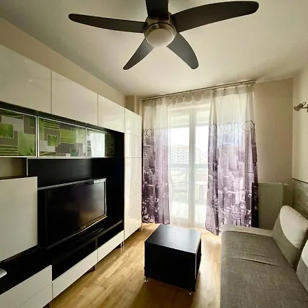 Apartment K22 Postepu 10 Aparts