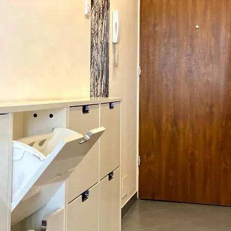 K22 Postepu 10 Aparts Warszawa