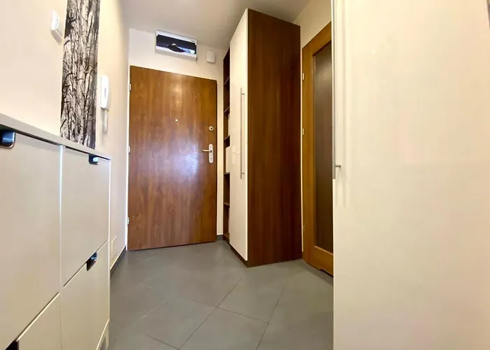 K22 Postepu 10 Aparts * 华沙