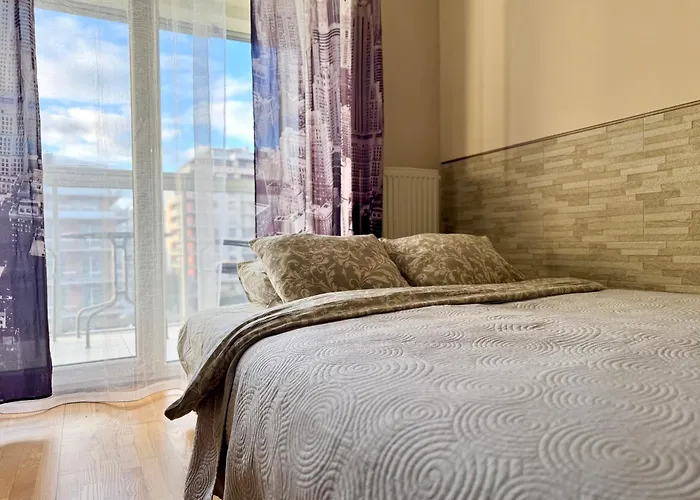 K22 Postepu 10 Aparts 华沙